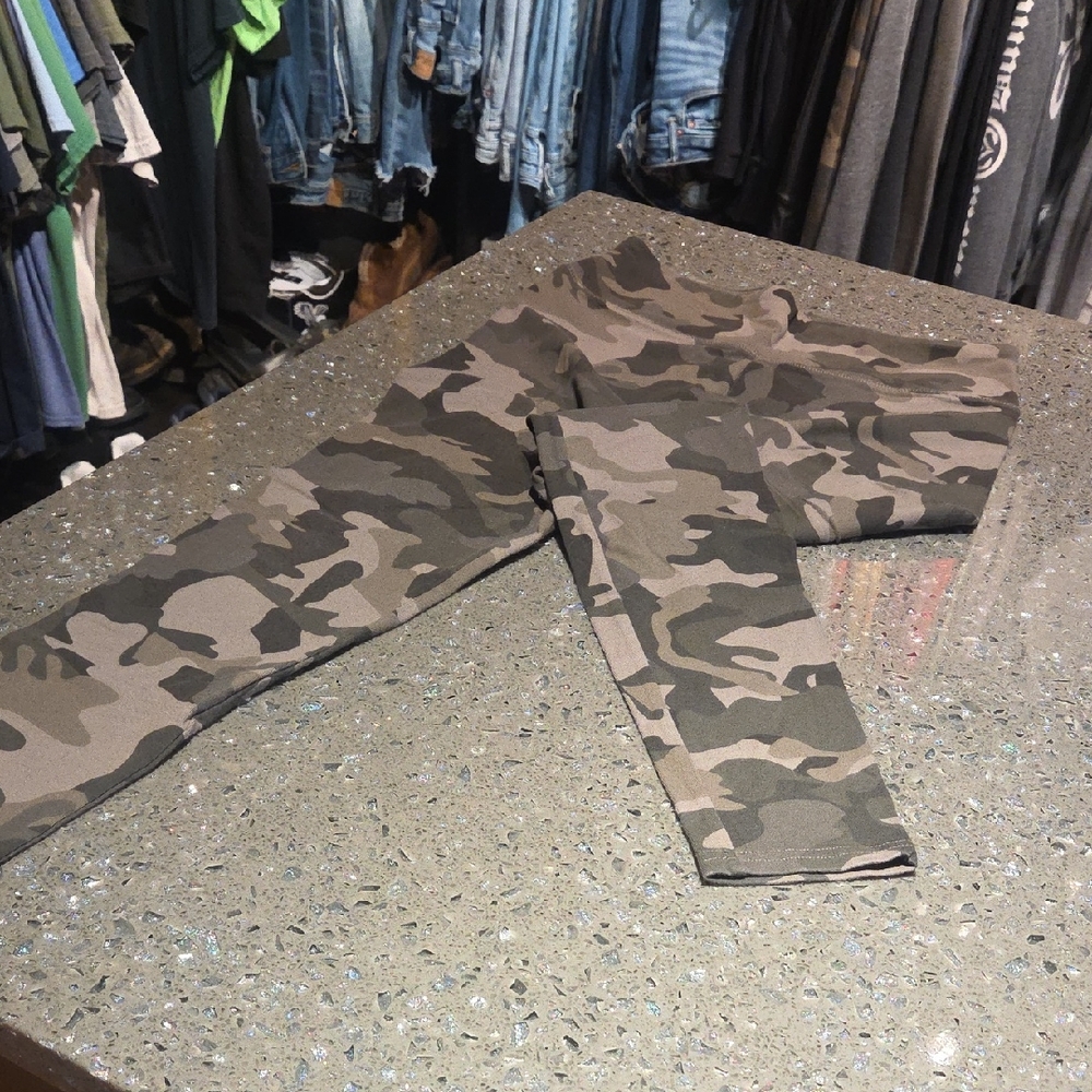 Wild Fable Brown Camouflage Leggings
